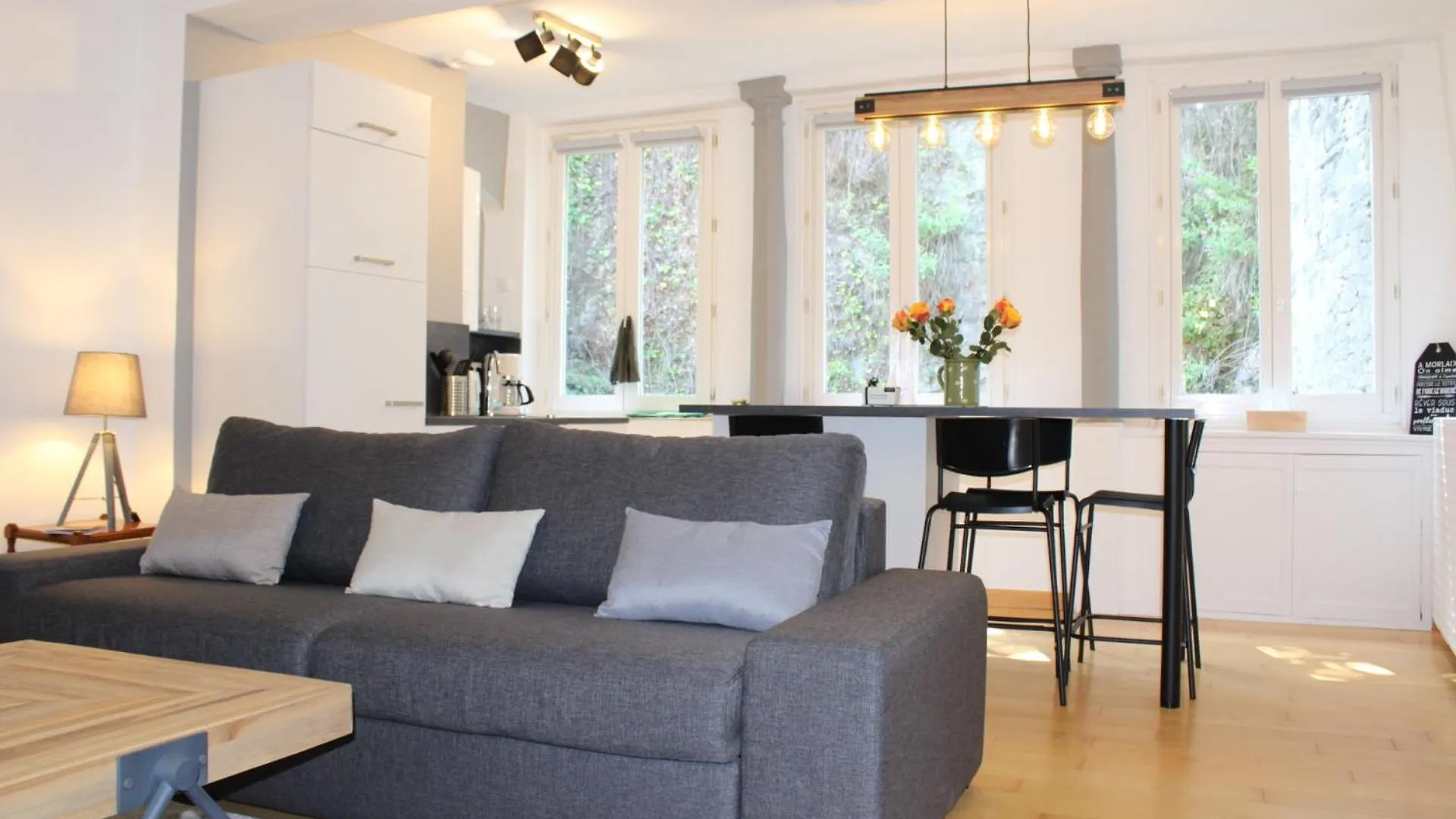 Au Pied Du Viaduc Apartman Morlaix 0*,